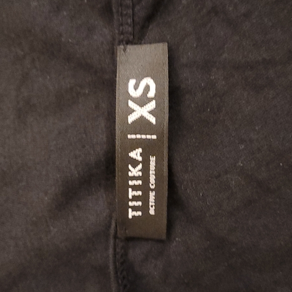 Titika Active Couture spaghetti T-strap tank in XS - Picture 9 of 9